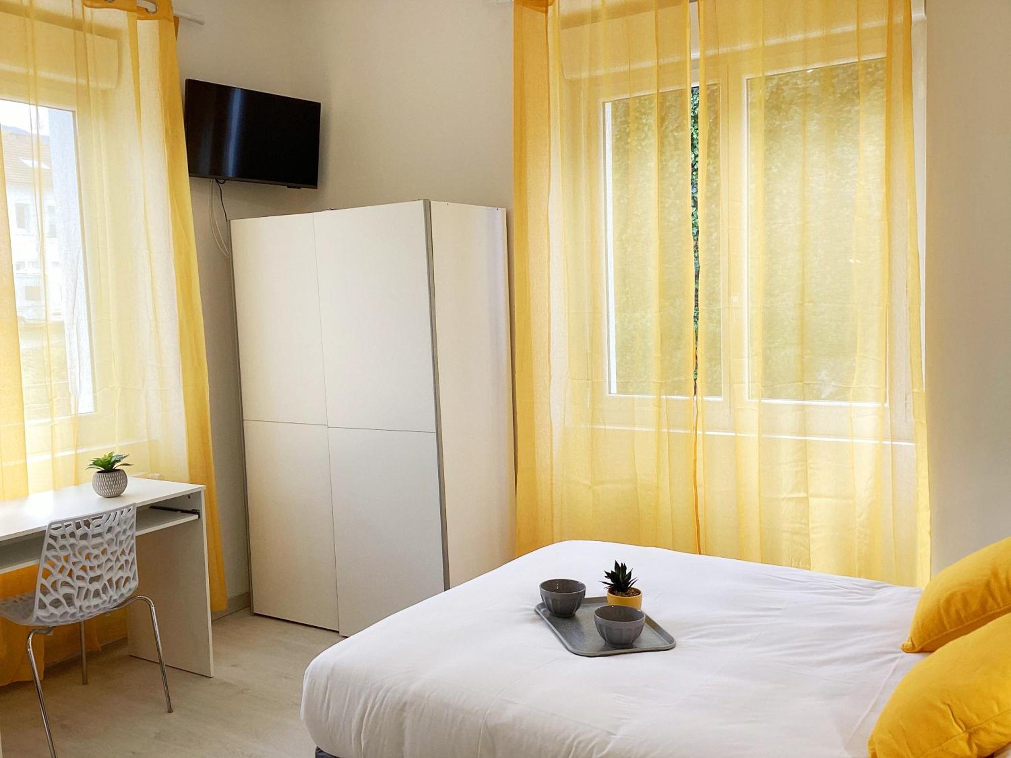 Appartement Stella 95 M2 Climatise Parking Proche Sanctuaires Lourdes Exterior photo